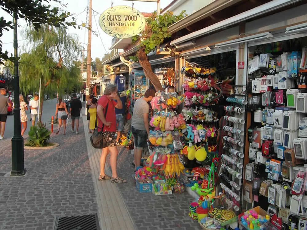 Shops in Skala village